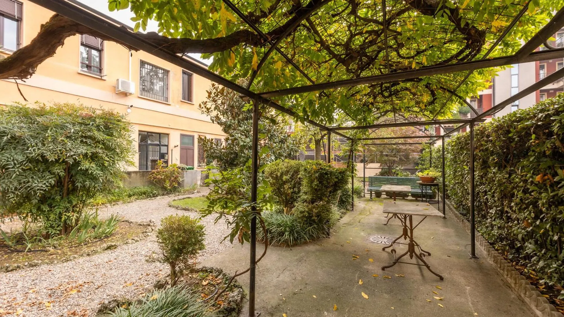 Appartamento Moderno Monolocale Zona Bocconi B - Mirable Pm Milano Italia
